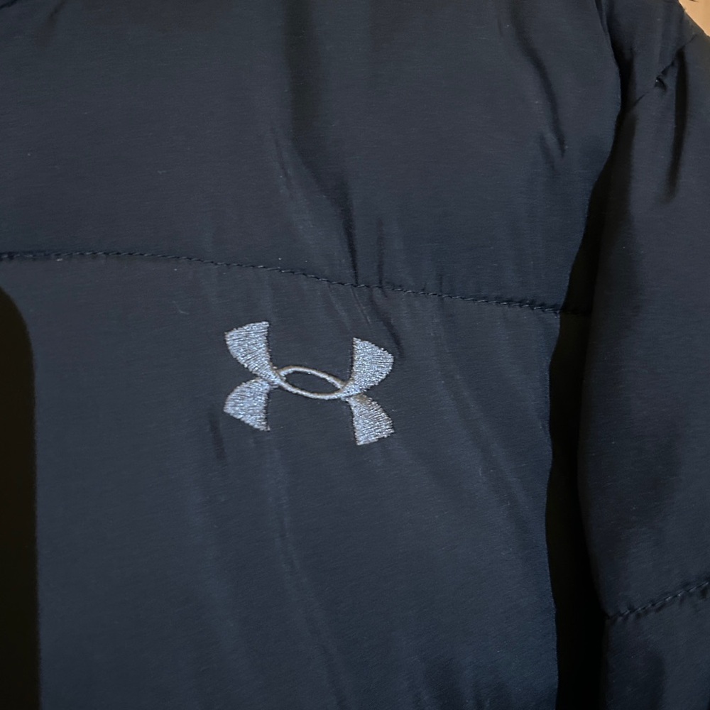 Under Armour Black Hooded Puffer Coat - Picture 2 of 15